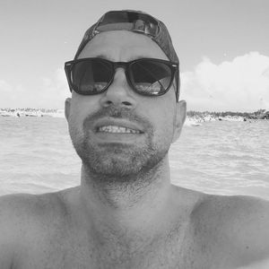 Meet your Posher, Noam